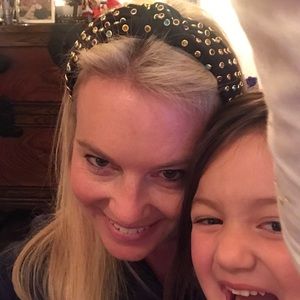 Meet your Posher, Annie